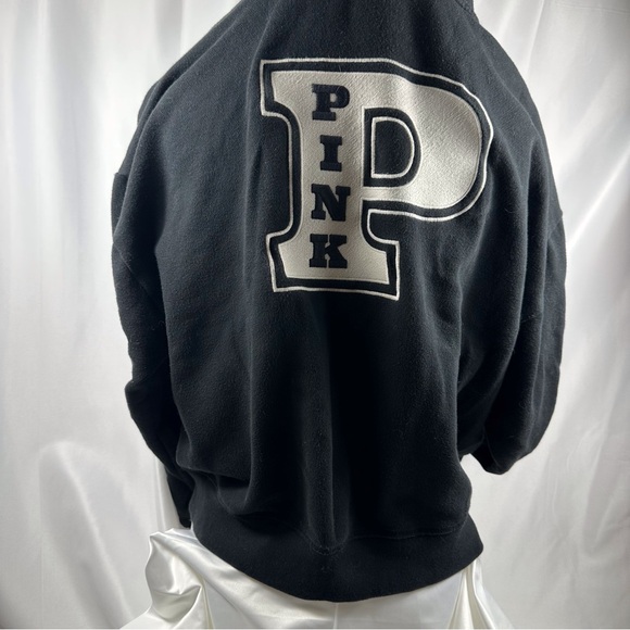 PINK Black sweatshirt with the big logo - Picture 3 of 11